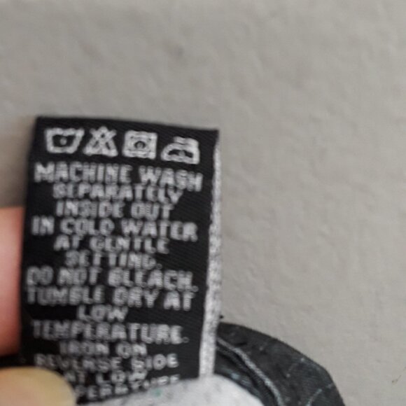 𝅺CARBON Black Graph Print Men's board Shorts - Picture 6 of 12